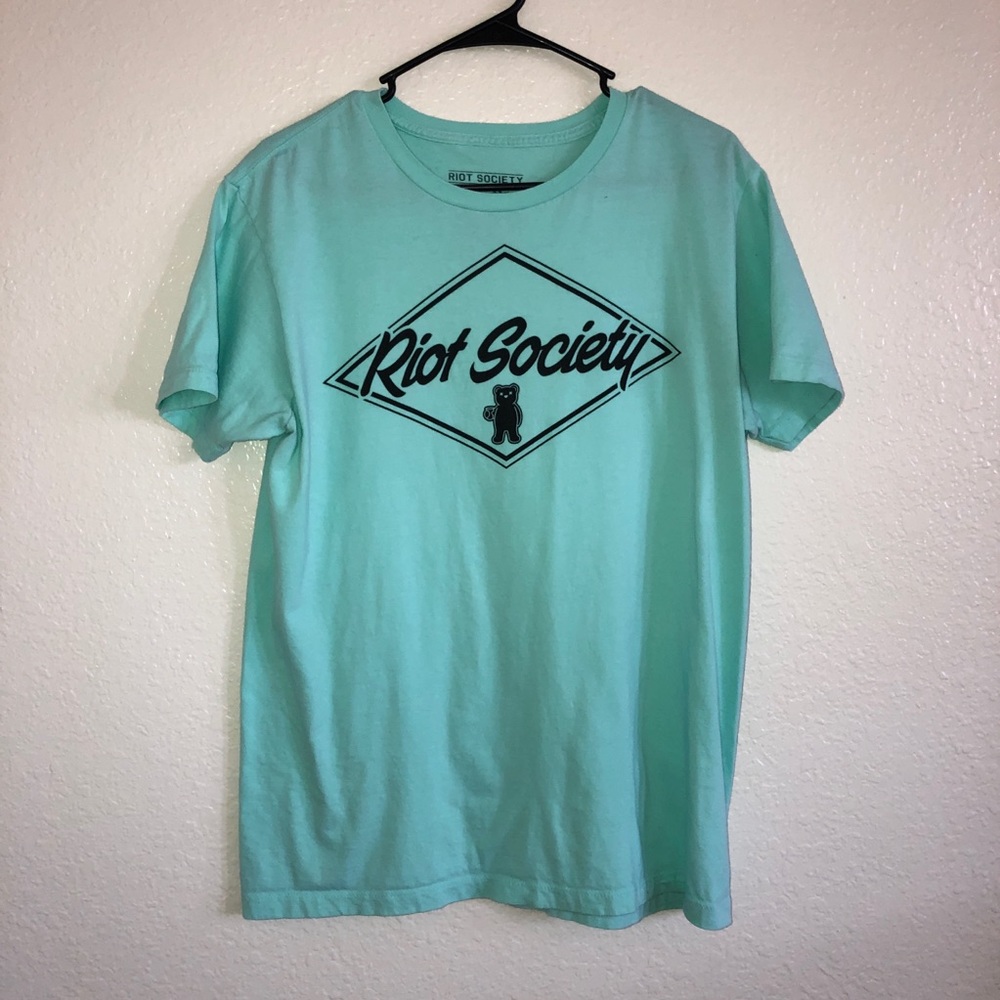 Riot Society 100% cotton graphic tee shirt